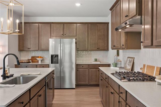 321 Sundown Trail, Mcdonough, GA 30252