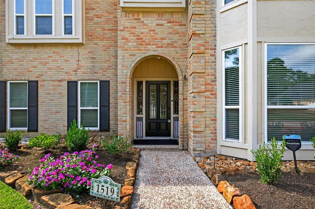 1519 Lofty Maple Trail, Houston, TX 77345