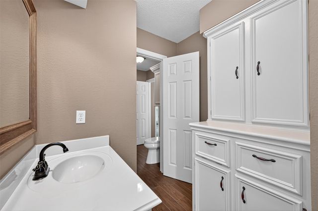 1519 Lofty Maple Trail, Houston, TX 77345