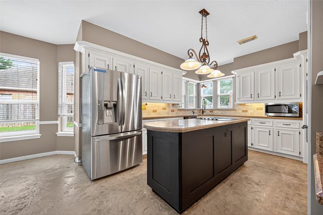 1519 Lofty Maple Trail, Houston, TX 77345
