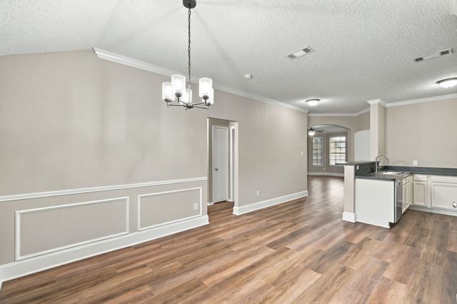 1627 Sequoia Drive, Krum, TX 76249