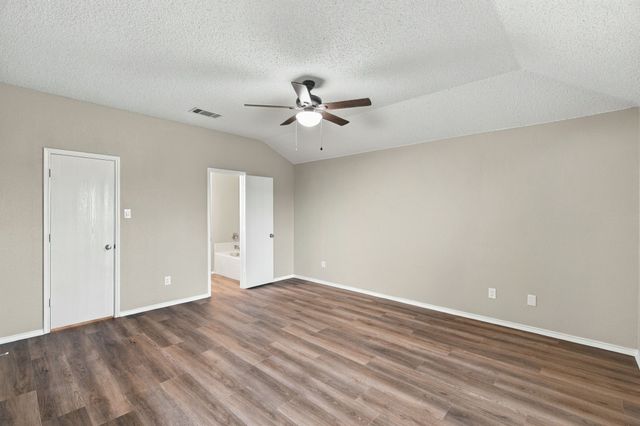 1627 Sequoia Drive, Krum, TX 76249