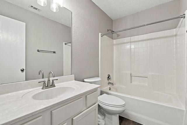 1627 Sequoia Drive, Krum, TX 76249