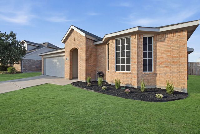 1627 Sequoia Drive, Krum, TX 76249