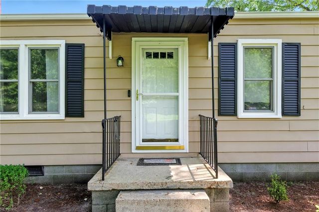 2164 Manning RD, Suffolk, VA 23434