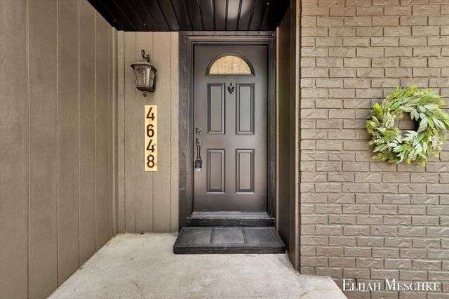 4648 Flying Eagle Drive Se, City Of Kentwood, MI 49548