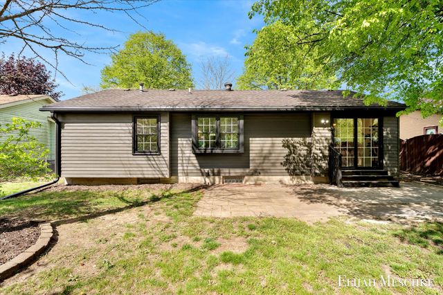 4648 Flying Eagle Drive Se, City Of Kentwood, MI 49548