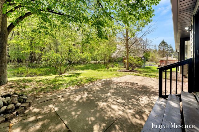 4648 Flying Eagle Drive Se, City Of Kentwood, MI 49548