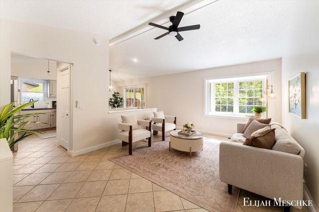 4648 Flying Eagle Drive Se, City Of Kentwood, MI 49548