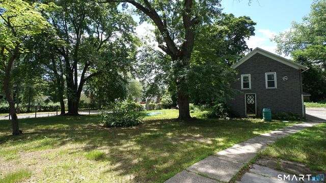 245 Deerfield Road, Windsor, CT 06095