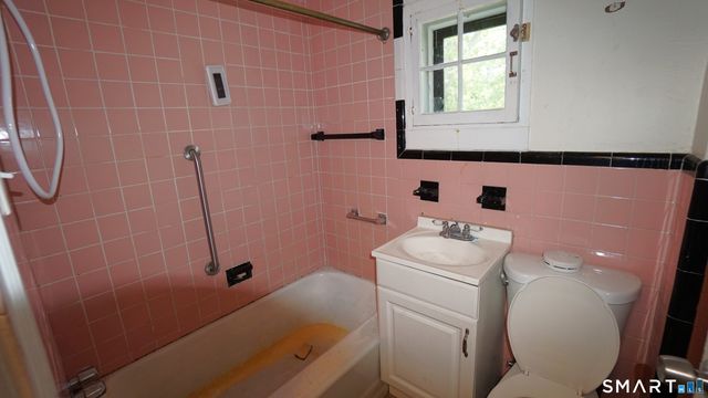 245 Deerfield Road, Windsor, CT 06095