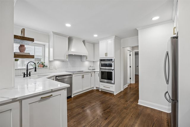 6833 Truxton Drive, Dallas, TX 75231