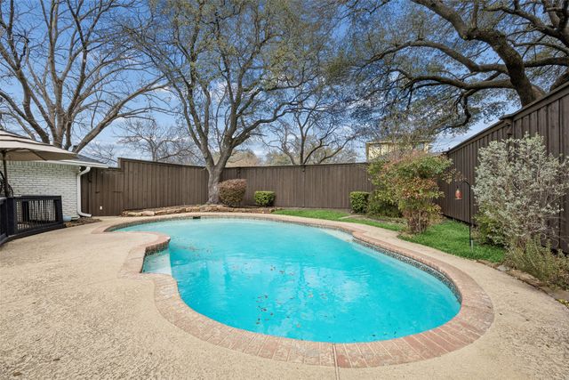 6833 Truxton Drive, Dallas, TX 75231