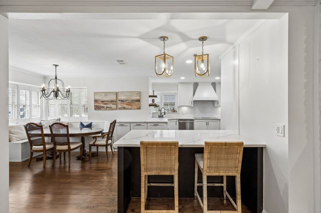 6833 Truxton Drive, Dallas, TX 75231