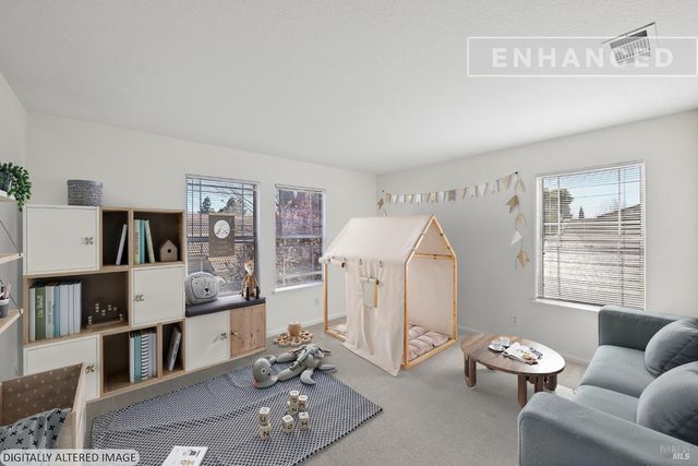 231 Roundhill Ct, Vacaville, CA 95687