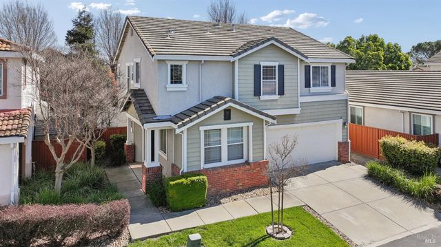 231 Roundhill Ct, Vacaville, CA 95687