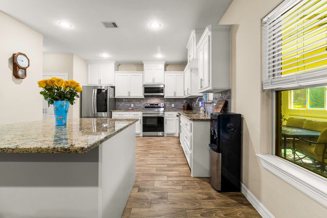 132 Coral Gables, Trinity, TX 75862