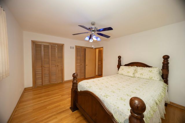 10025 Bronx Avenue, Skokie, IL 60077