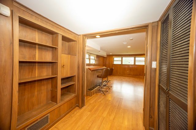 10025 Bronx Avenue, Skokie, IL 60077