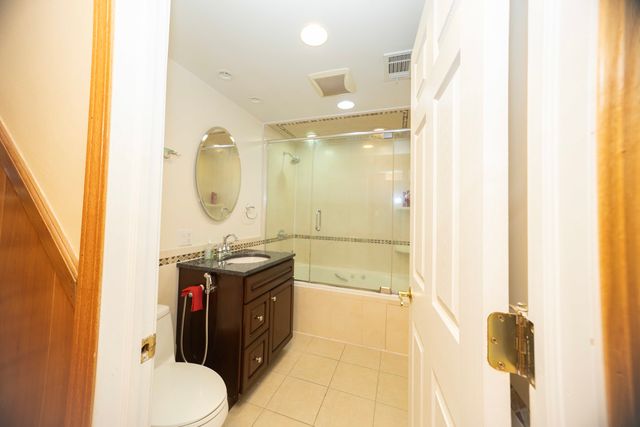 10025 Bronx Avenue, Skokie, IL 60077