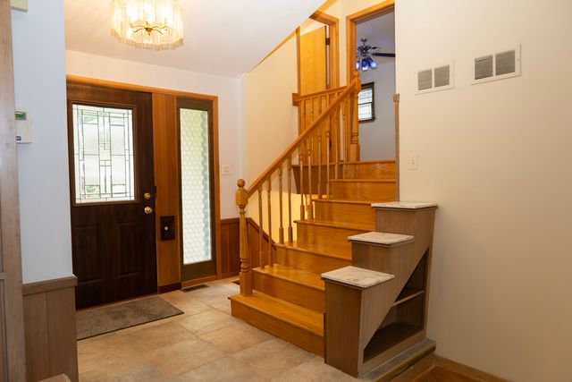 10025 Bronx Avenue, Skokie, IL 60077