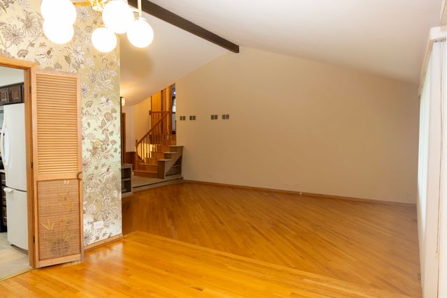 10025 Bronx Avenue, Skokie, IL 60077