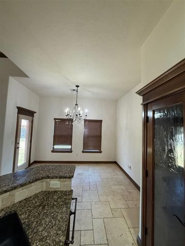 2604 SW 69th St, Lawton, OK 73505