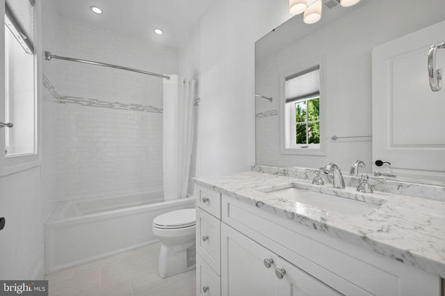 7607 HEMLOCK ST, Bethesda, MD 20817