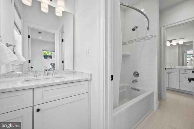 7607 HEMLOCK ST, Bethesda, MD 20817