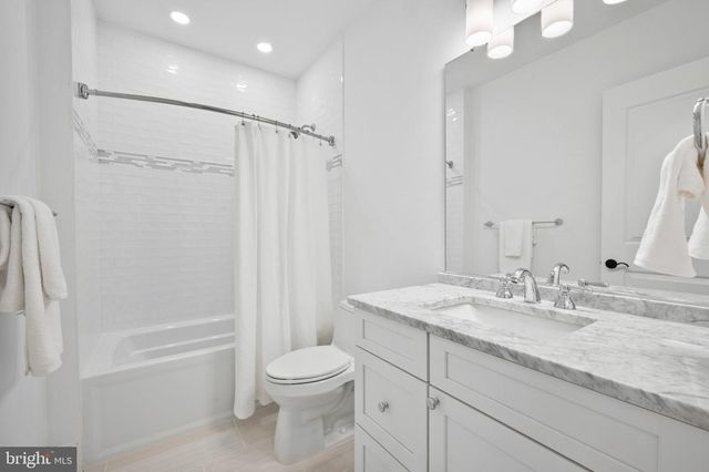7607 HEMLOCK ST, Bethesda, MD 20817