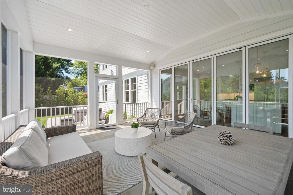 Image 22 of property listing at 7607 HEMLOCK ST, Bethesda, MD 20817