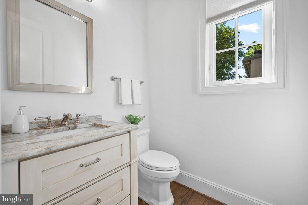 Image 28 of property listing at 7607 HEMLOCK ST, Bethesda, MD 20817