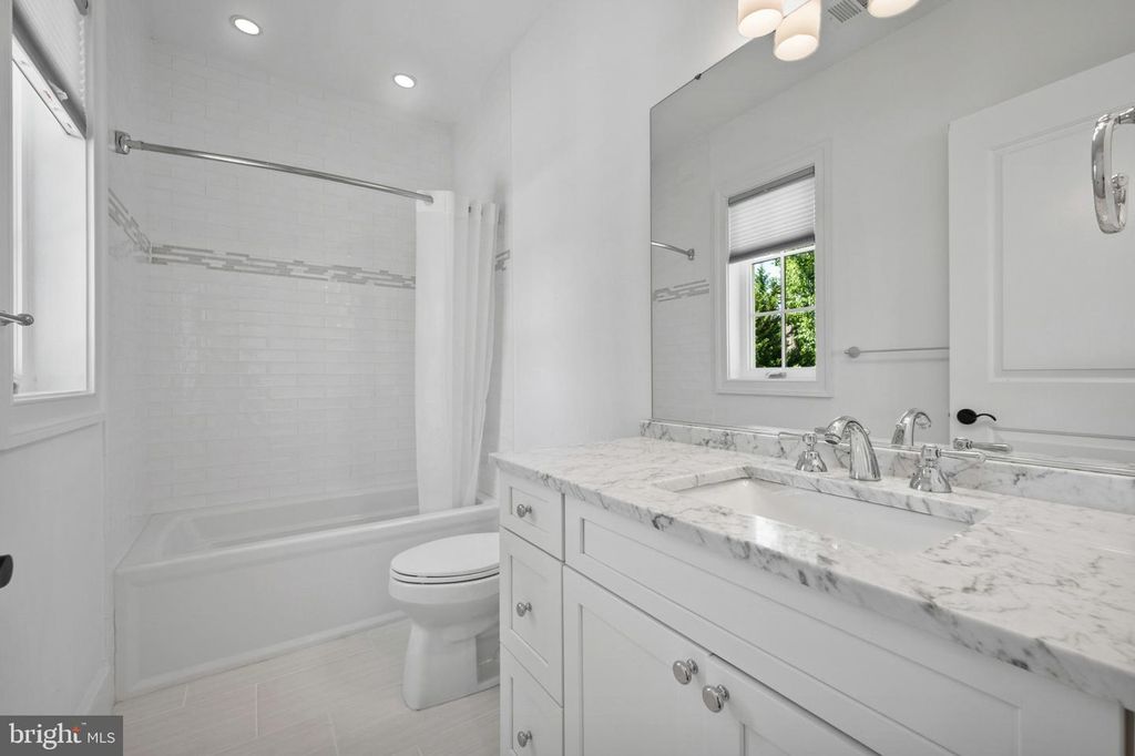 Image 43 of property listing at 7607 HEMLOCK ST, Bethesda, MD 20817
