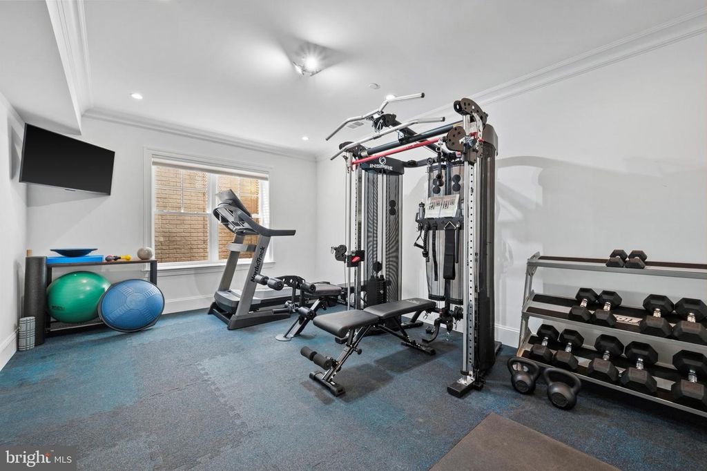 Image 60 of property listing at 7607 HEMLOCK ST, Bethesda, MD 20817