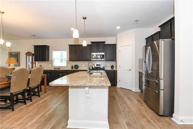 1629 Coopers Hawk Drive, Kernersville, NC 27284