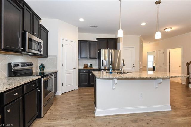 1629 Coopers Hawk Drive, Kernersville, NC 27284