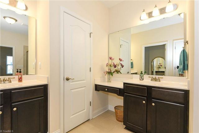 1629 Coopers Hawk Drive, Kernersville, NC 27284