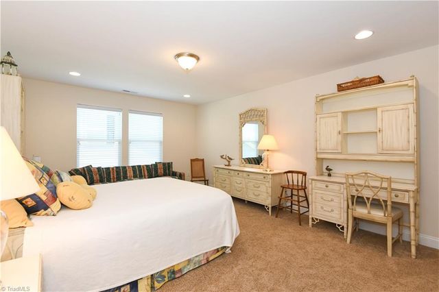 1629 Coopers Hawk Drive, Kernersville, NC 27284