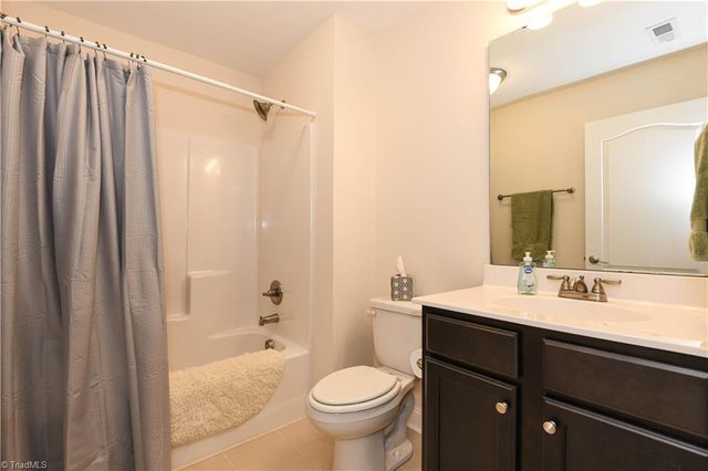 1629 Coopers Hawk Drive, Kernersville, NC 27284
