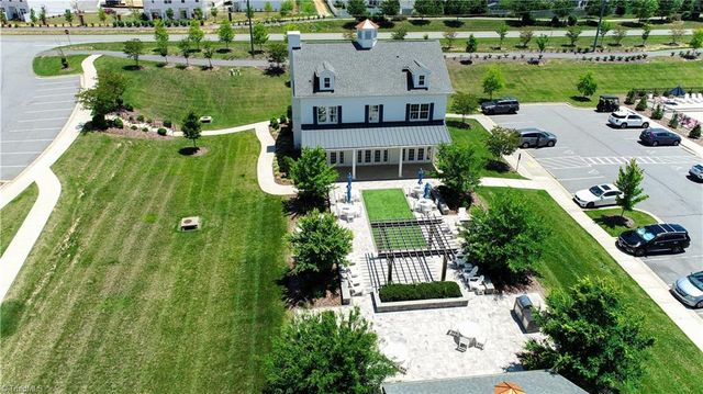 1629 Coopers Hawk Drive, Kernersville, NC 27284