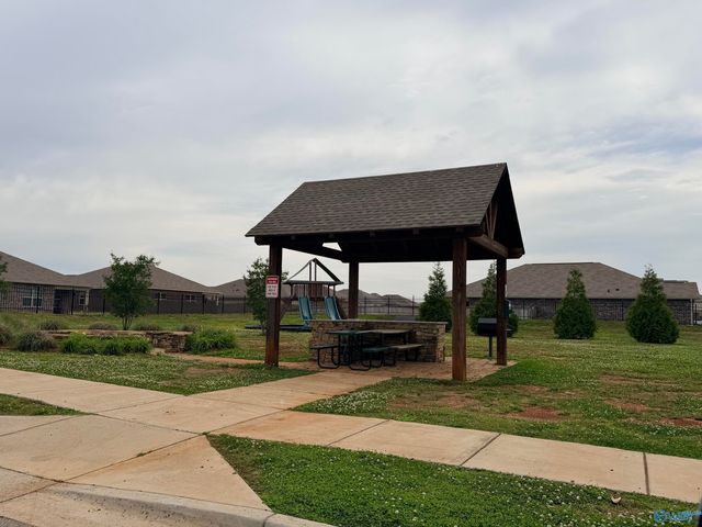 108 Tobin Lane, Hazel Green, AL 35750