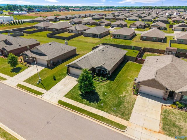 108 Tobin Lane, Hazel Green, AL 35750
