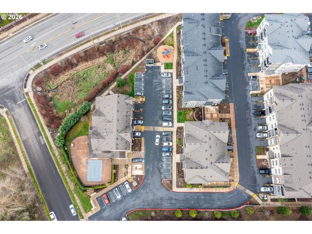 17124 Sw APPLEDALE Rd 401, Beaverton, OR 97007