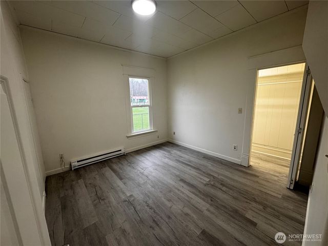 517 Water Street, South Bend, WA 98586