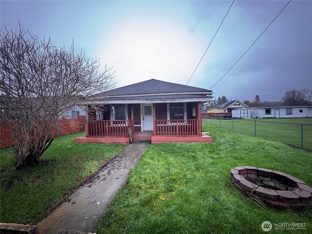 517 Water Street, South Bend, WA 98586