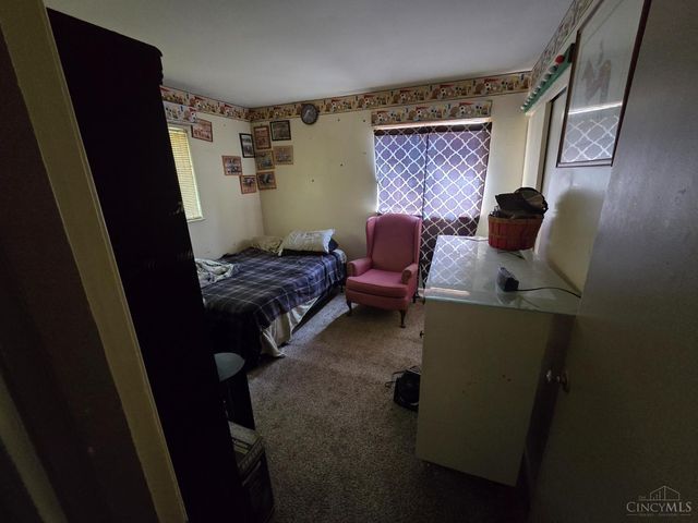 1284 Deliquia Drive, Cincinnati, OH 45230