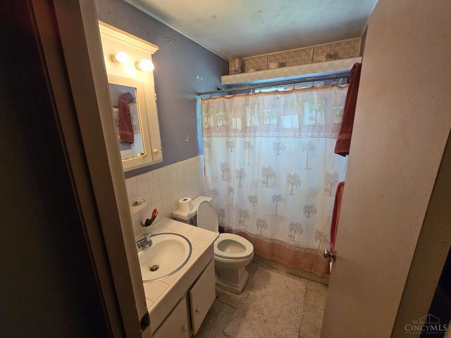 1284 Deliquia Drive, Cincinnati, OH 45230