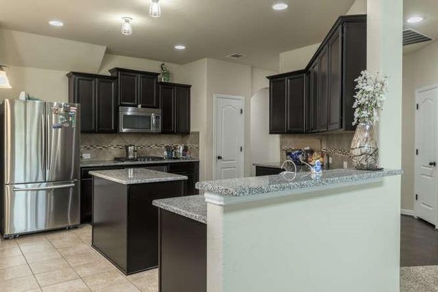 2469 Millbrook LOOP, Leander, TX 78641