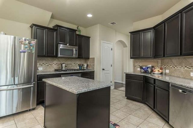 2469 Millbrook LOOP, Leander, TX 78641