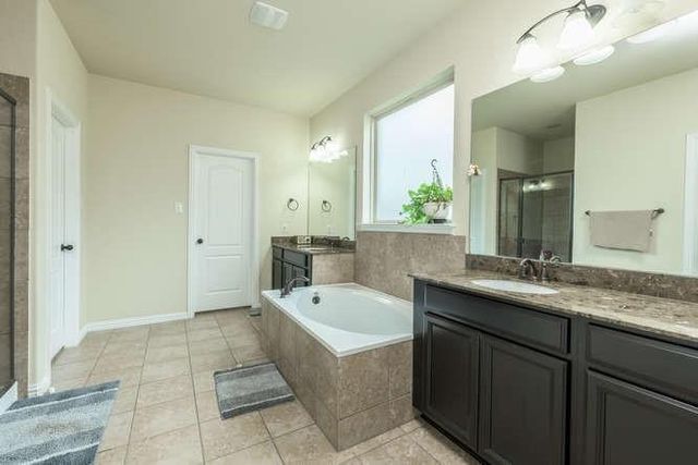 2469 Millbrook LOOP, Leander, TX 78641